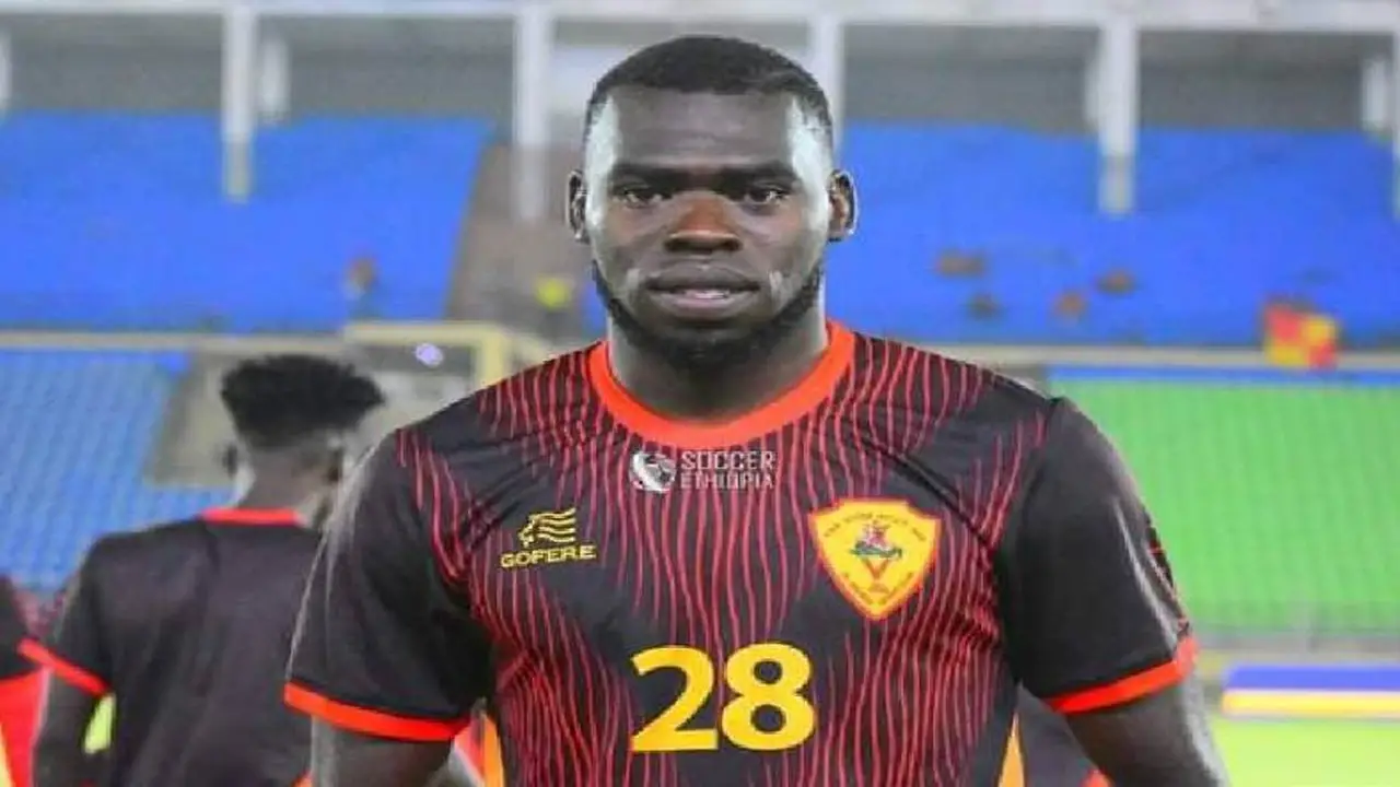 تصدي الشناوي الحاسم لتسديدة أجورو في مواجهة الأهلي ضد طلائع الجيش